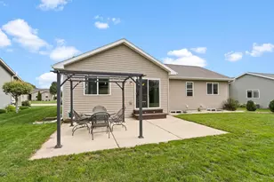 2102 Carl Ave, Stoughton, WI 53589 - Photo 57