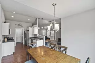2102 Carl Ave, Stoughton, WI 53589 - Photo 25