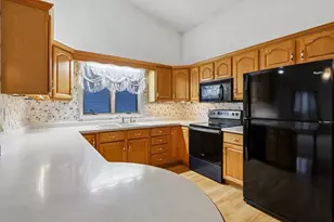 20 Village Homes Dr, Waunakee, WI 53597 - Photo 13
