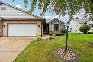 20 Village Homes Dr, Waunakee, WI 53597 - Photo 3