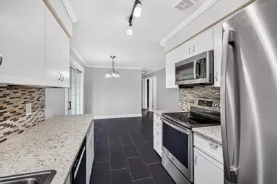 5809 Thrush Lane, Madison, WI 53711 - Photo 7