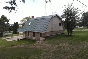166 E 2nd St, Marquette, WI 53947 - Photo 5