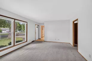 1709 Lynndale Rd, Madison, WI 53711 - Photo 5