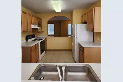 608 E Market Street #102, Elkhorn, WI 53121 - Photo 3