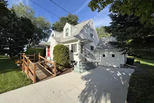 409 Stanton St, Ripon, WI 54971 - Photo 1