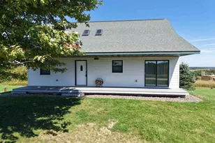 E10246 Yttri Rd, Readstown, WI 54652 - Photo 9