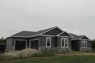 3980 S Deer Dr, Beloit, WI 53511 - Photo 3