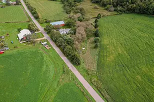 29574 Outlook Rd, Elroy, WI 53929 - Photo 9