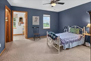 6633 Reston Heights Dr, Madison, WI 53718 - Photo 29