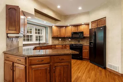 1650 Hemmingway Court, Janesville, WI 53545 - Photo 29
