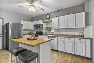 2 S Western Ave, Deerfield, WI 53531 - Photo 9