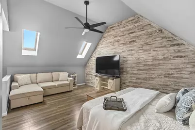 6649 Raymond Road #10, Madison, WI 53711 - Photo 3