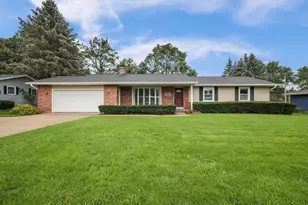 479 Garfield Ave, Janesville, WI 53536 - Photo 1