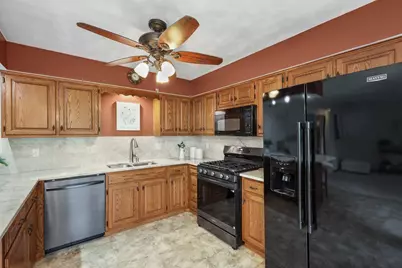 479 Garfield Avenue, Janesville, WI 53536 - Photo 7