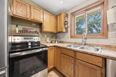326 E Russell Road, Janesville, WI 53545 - Photo 7