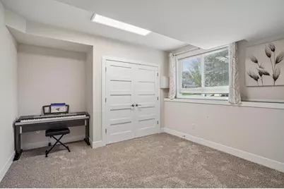 9902 Peach Leaf Lane, Middleton, WI 53562 - Photo 33