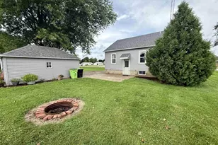 979 W Main St, Waupun, WI 53963 - Photo 37