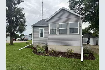 979 W Main Street, Waupun, WI 53963 - Photo 3