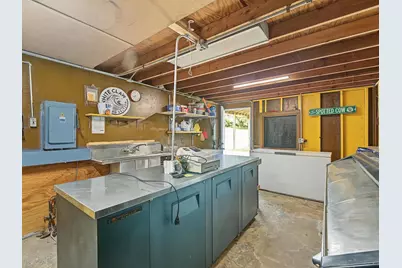 W5222 County Road Kk, Monroe, WI 53566 - Photo 47