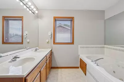 W10862 Tipperary Road, Poynette, WI 53955 - Photo 17