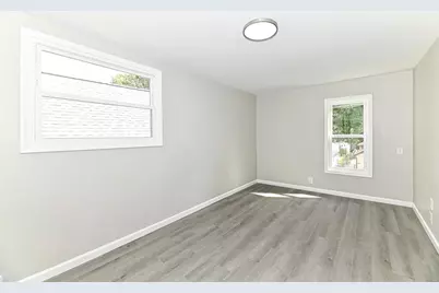 3754 S Rutland Avenue, Saint Francis, WI 53235 - Photo 33
