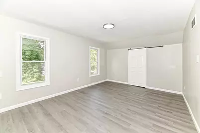 3754 S Rutland Avenue, Saint Francis, WI 53235 - Photo 29
