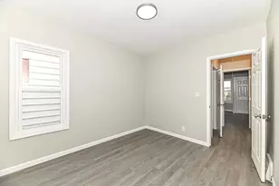 3754 S Rutland Ave, Saint Francis, WI 53235 - Photo 21