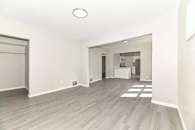 3754 S Rutland Avenue, Saint Francis, WI 53235 - Photo 13