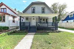3754 S Rutland Ave, Saint Francis, WI 53235 - Photo 1