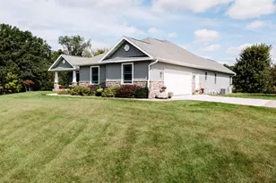 N3950 Hwy 146, Fall River, WI 53932 - Photo 9