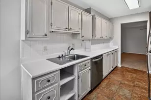 1430 Wheeler Ct, Madison, WI 53704 - Photo 13