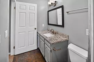 1430 Wheeler Ct, Madison, WI 53704 - Photo 27