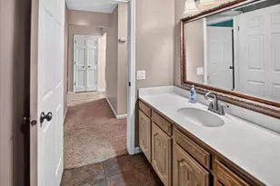 1430 Wheeler Ct, Madison, WI 53704 - Photo 21
