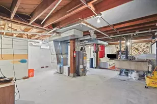 2682 South Ct, Madison, WI 53704 - Photo 33