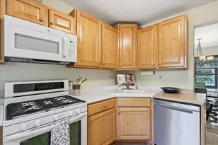 2426 Commonwealth Ave, Madison, WI 53711 - Photo 17