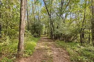 N8005 Ashley Rd, Portage, WI 53901 - Photo 11