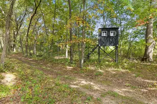 N8005 Ashley Rd, Portage, WI 53901 - Photo 17