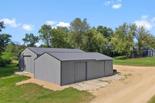 N8005 Ashley Rd, Portage, WI 53901 - Photo 15