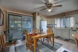 2806 Warner St, Madison, WI 53713 - Photo 9