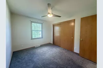 4333 Fieldcrest Drive, Janesville, WI 53546 - Photo 9