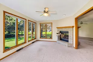 212 W Meadows Dr, Edgerton, WI 53534 - Photo 39