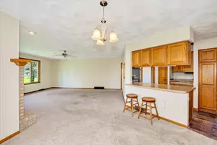212 W Meadows Dr, Edgerton, WI 53534 - Photo 29