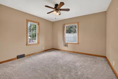 3765 E Bottsford Avenue, Cudahy, WI 53110 - Photo 17
