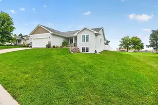 525 East St, Clinton, WI 53525 - Photo 3