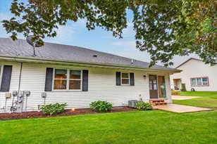 342 Blackberry Ln, DeForest, WI 53532 - Photo 63