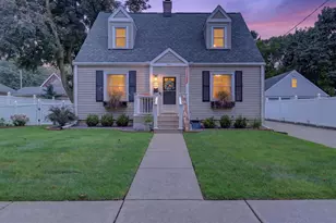 342 S Randall Ave, Janesville, WI 53545 - Photo 1