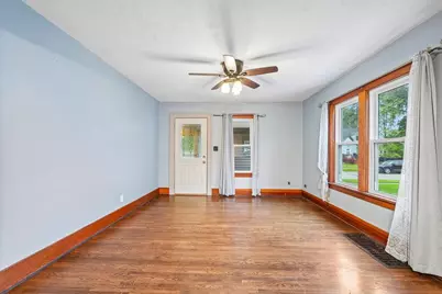 606 Cochrane Street, Waupun, WI 53963 - Photo 5