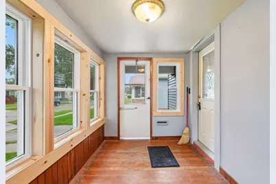 606 Cochrane Street, Waupun, WI 53963 - Photo 3