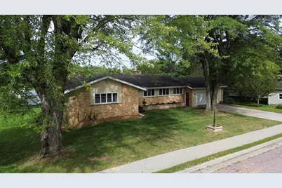405 Elmberta Street, Mauston, WI 53948 - Photo 41