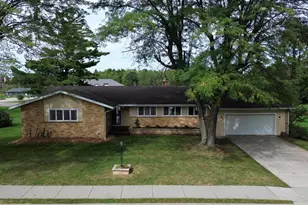 405 Elmberta St, Mauston, WI 53948 - Photo 39